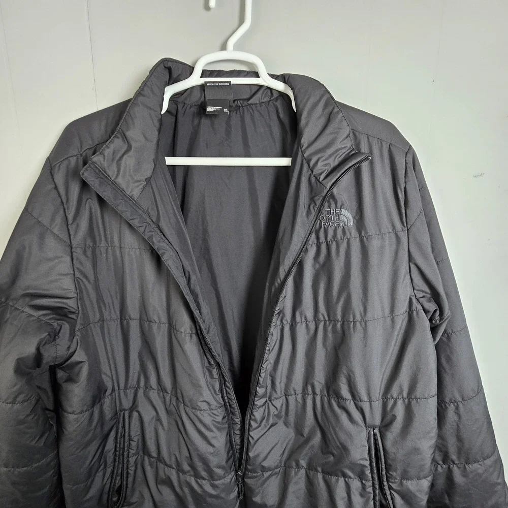 The North Face Men's Size XXL Puffer Lightweight Winter Jacket Coat Outdoor